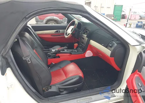 2005 Ford Thunderbird 50Th Anniversary z USA, uszkodzony, nr VIN 1FAHP60A95Y102759